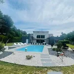 Californie Avec Piscine Pres Du Circuit Des 24h 빌라 *