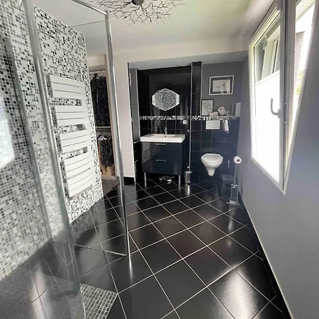 Villa Californie Avec Piscine Pres Du Circuit Des 24h