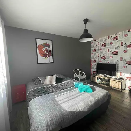 Villa Californie Avec Piscine Pres Du Circuit Des 24h Changé