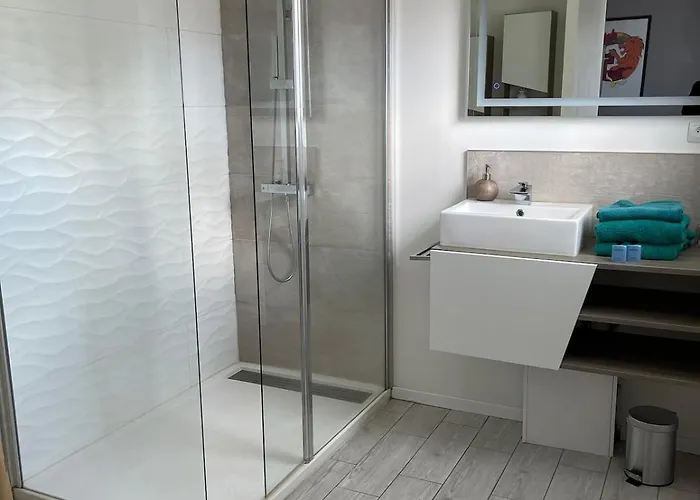 Californie Avec Piscine Pres Du Circuit Des 24h *